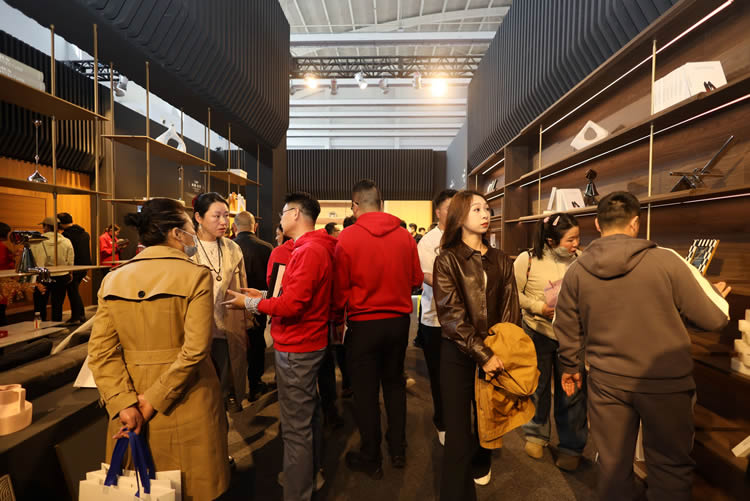 Z6人生就是博全屋定造亮相沈阳家博会，书写各人居时期新篇章